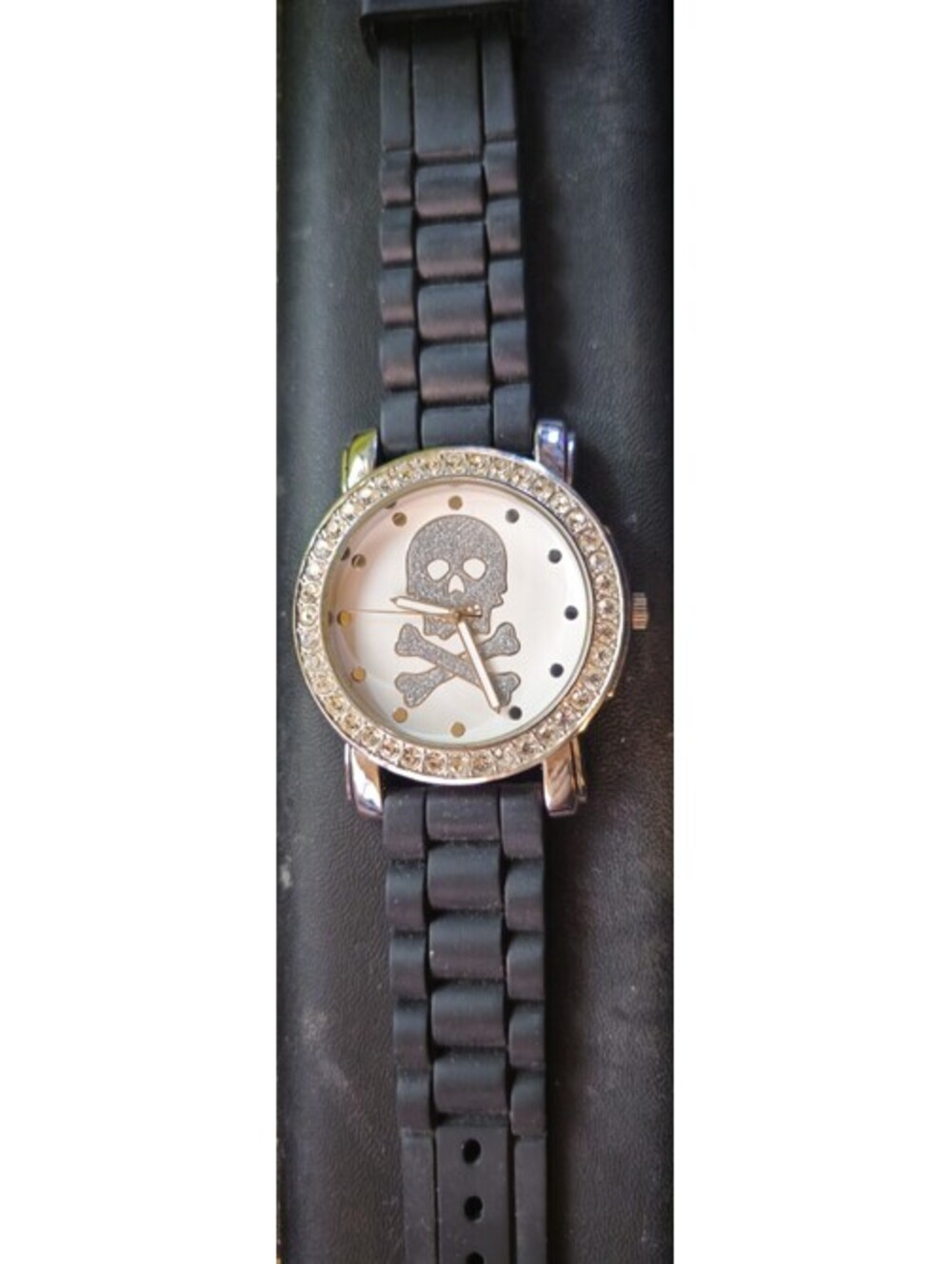 Unbranded, Unisex, Silver tone Gemmed Skull Watch Black Band New Battery, Works